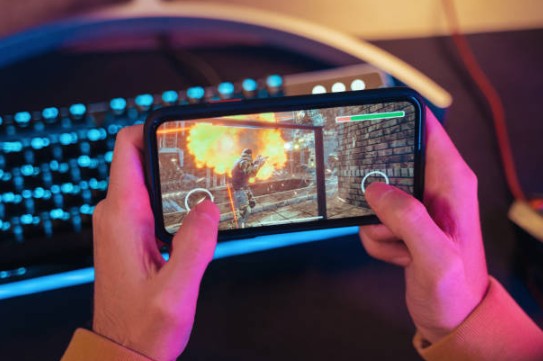 From Quick Matches to Long Sessions: Understanding Online Gaming Formats