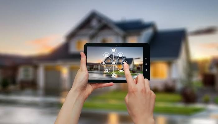 How Home Builders Incorporate Smart Home Technology Into New Construction